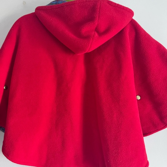 precious girls CAPE, red, fleece, flannel lined. - Picture 4 of 9